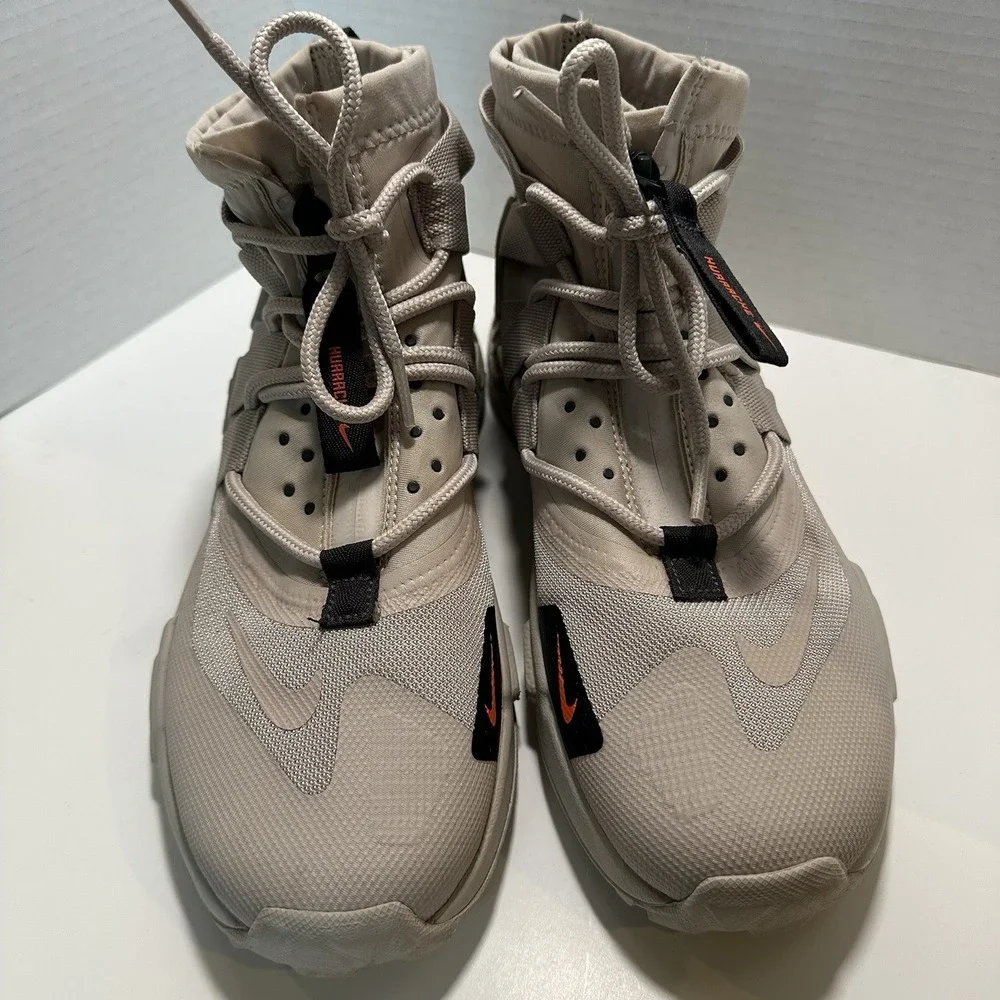 NIKE‎ AIR HUARACHE GRIPP MEN AO1730-003 US MEN 9  DESERT SAND EUC